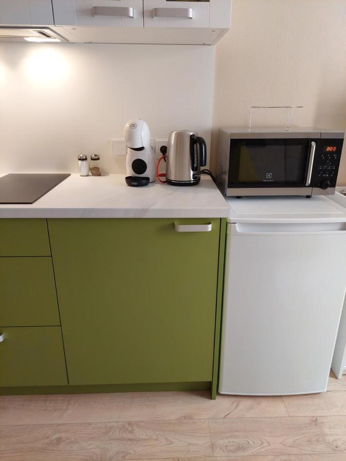 Cosy One Seperate Bedroom Apartment In City Center, Perfect For Family Trip. Riga Buitenkant foto