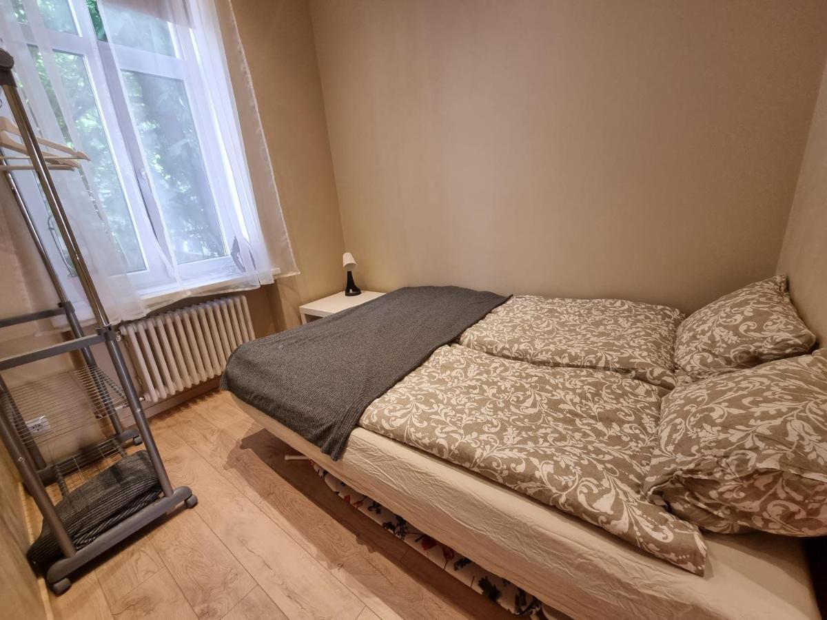 Cosy One Seperate Bedroom Apartment In City Center, Perfect For Family Trip. Riga Buitenkant foto