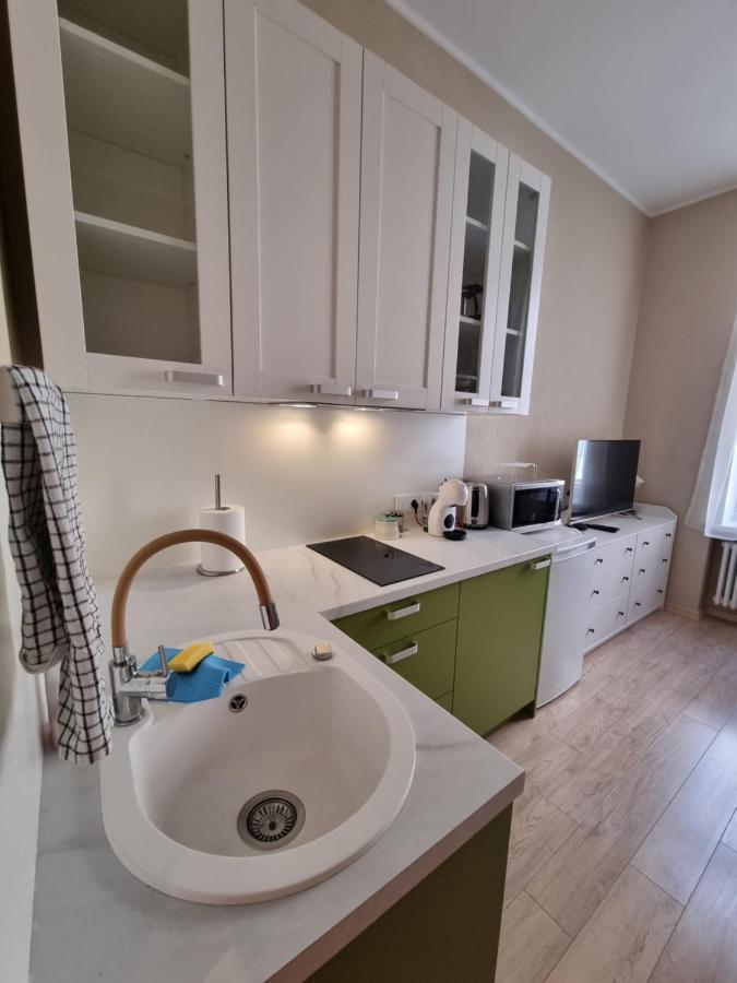 Cosy One Seperate Bedroom Apartment In City Center, Perfect For Family Trip. Riga Buitenkant foto